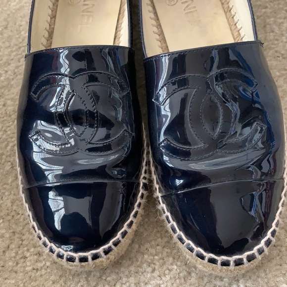 🔥SALE🔥Chanel espadrilles 38 patent blue - Picture 9 of 11